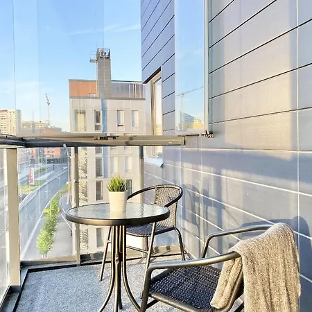 Διαμέρισμα City Home Finland Ratina Panorama - Awesome City View, One Bedroom And Spacious Furnished Balcony